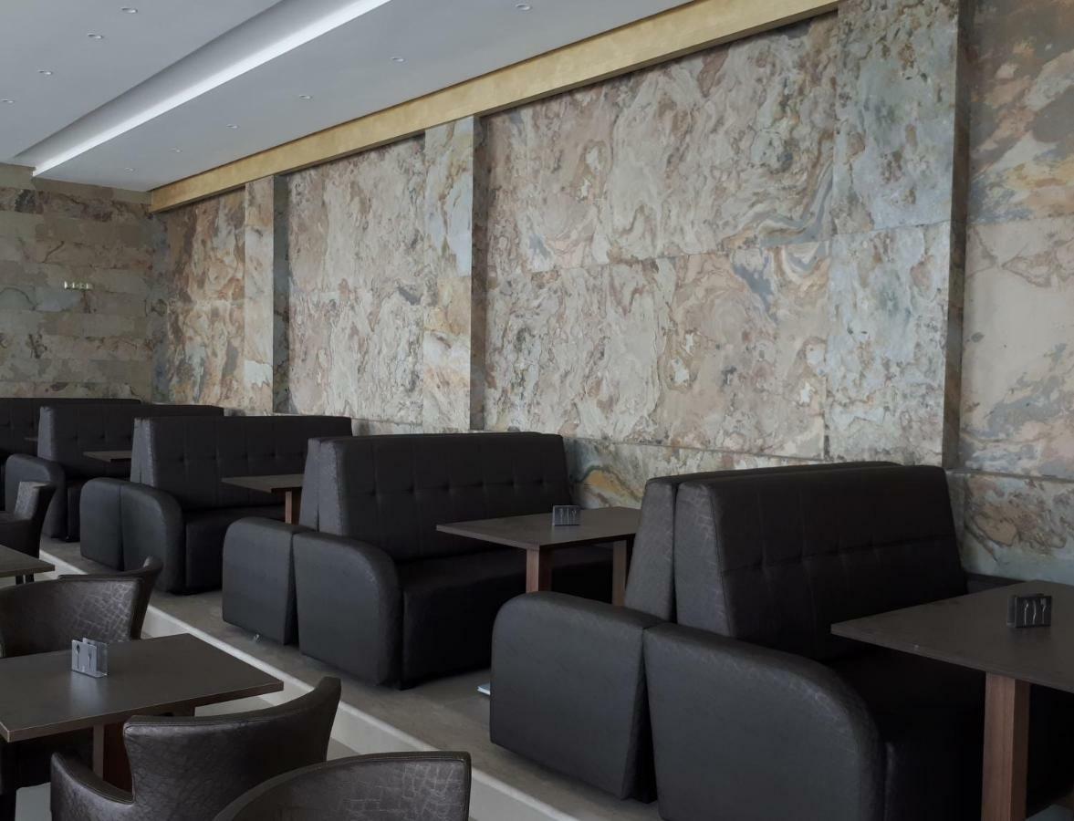 Apartament Puerto Marina Asila Zewnętrze zdjęcie